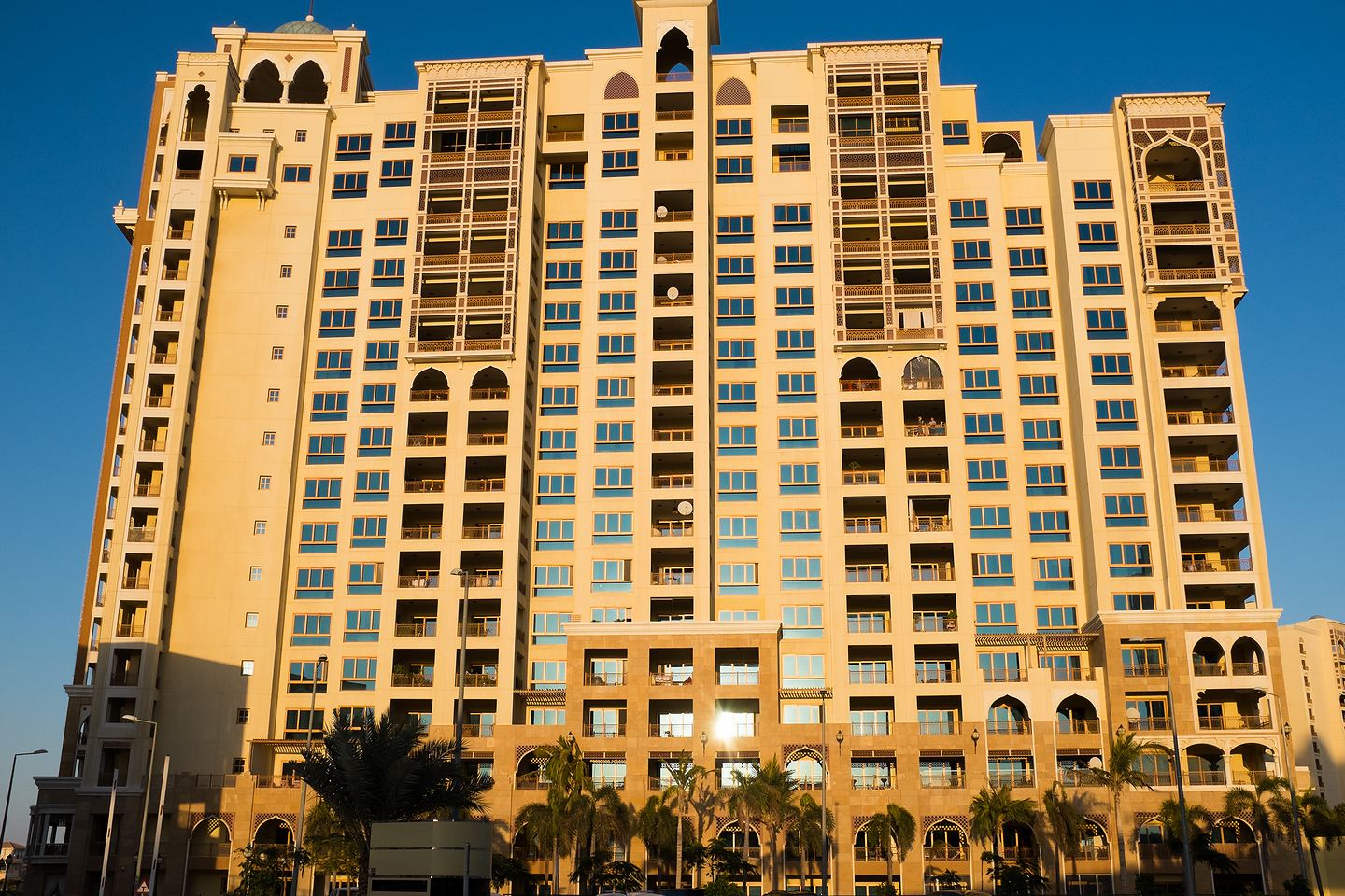 Apartamentowiec na Palm Jumeirah, Dubai (Emiraty Arabskie)